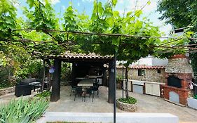 Pomerino Apartmans