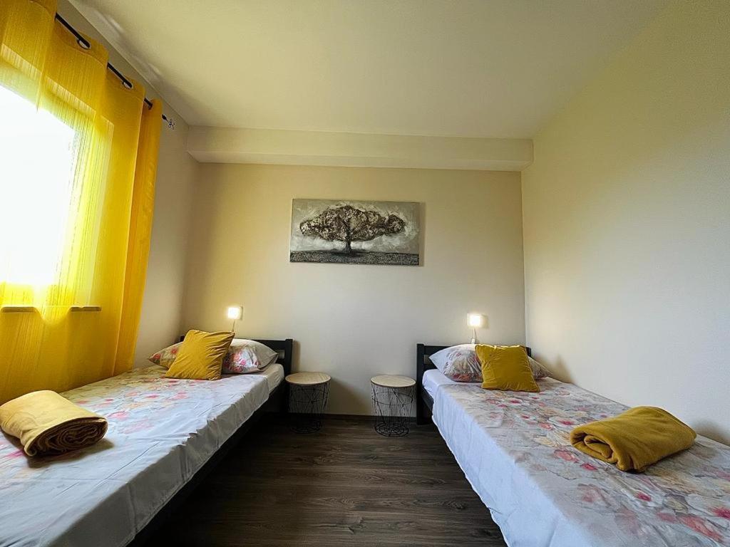 Pomerino Apartmans Esterno foto