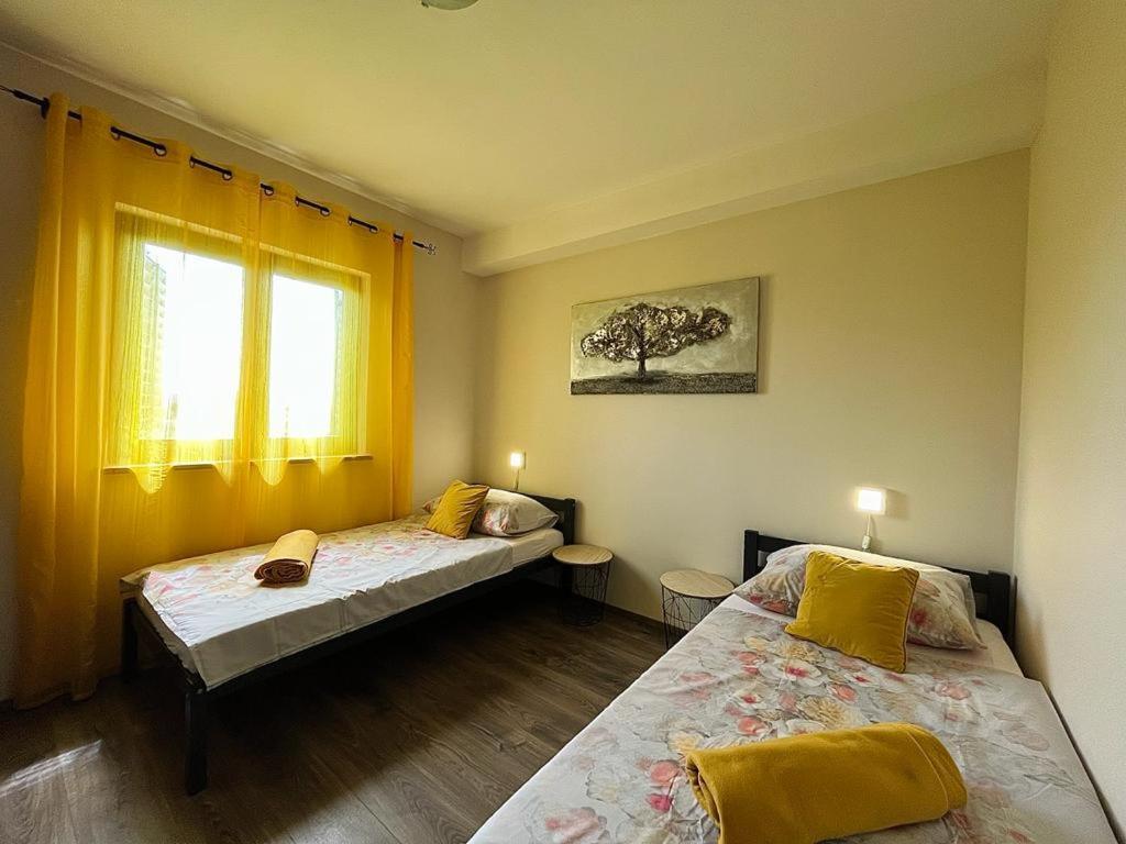 Pomerino Apartmans Esterno foto