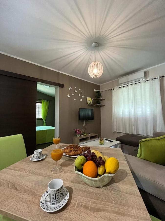Pomerino Apartmans Esterno foto