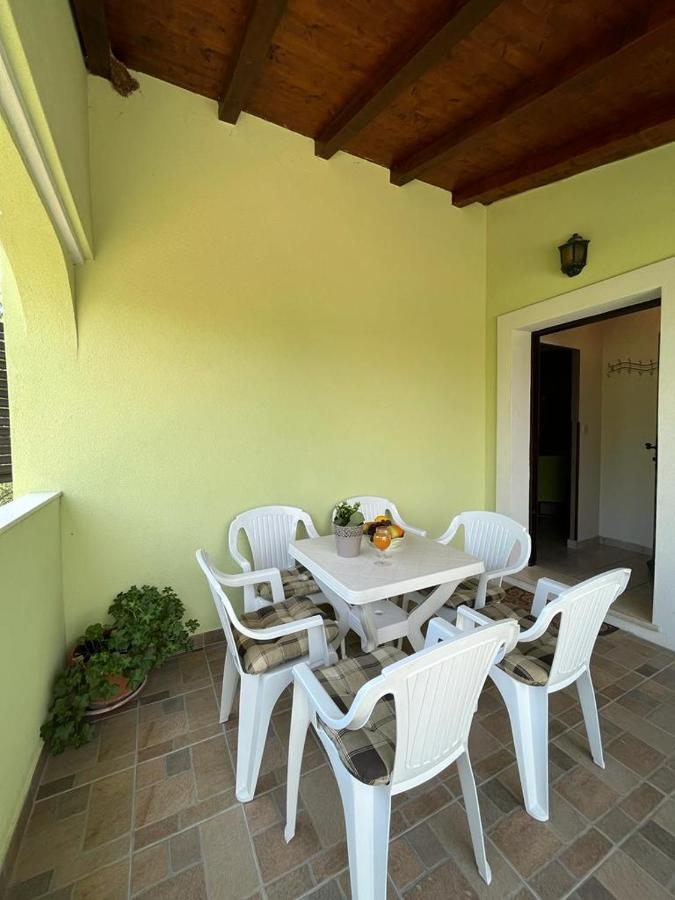 Pomerino Apartmans Esterno foto